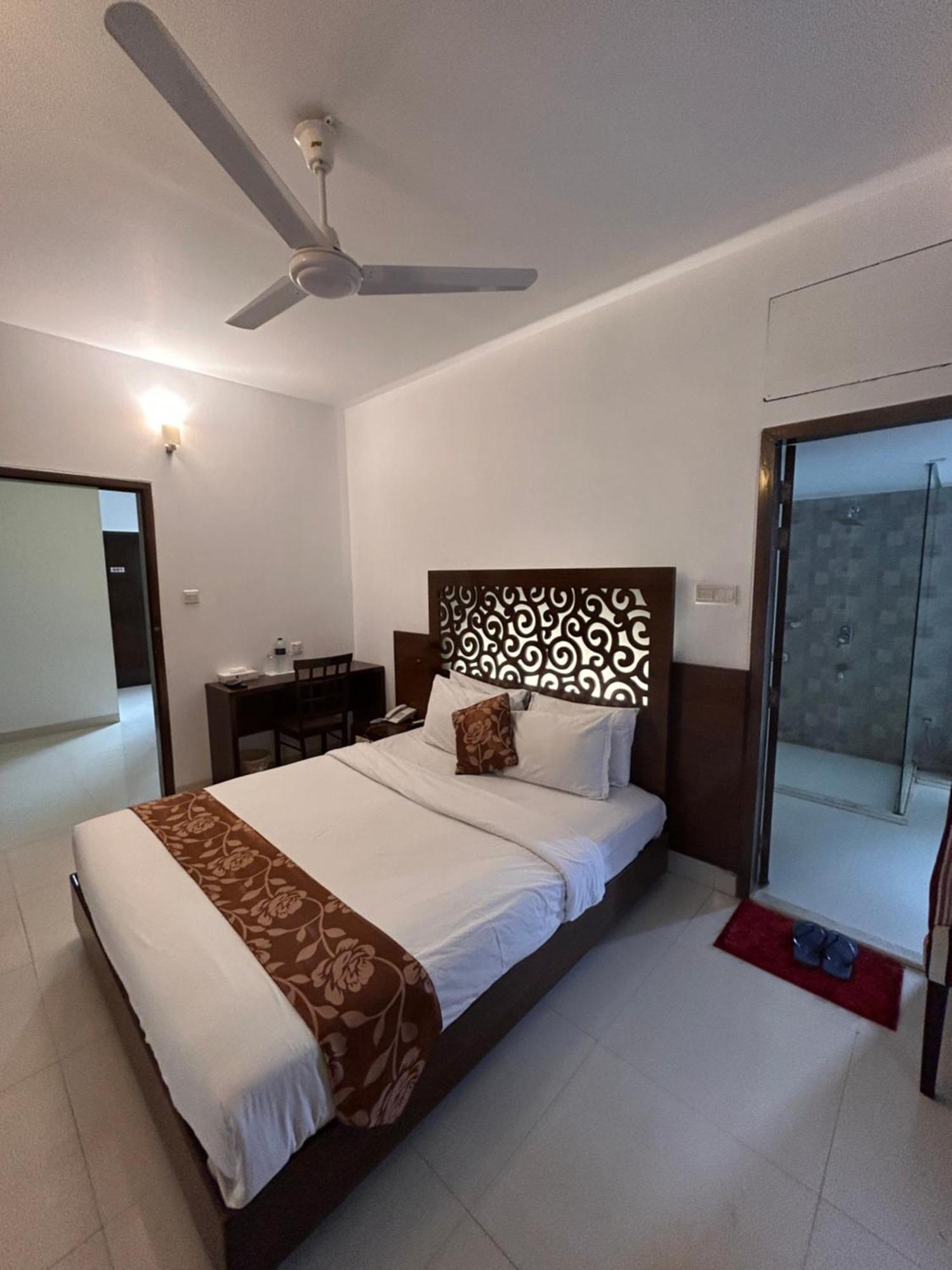 La Vista Hotel سيلهيت المظهر الخارجي الصورة